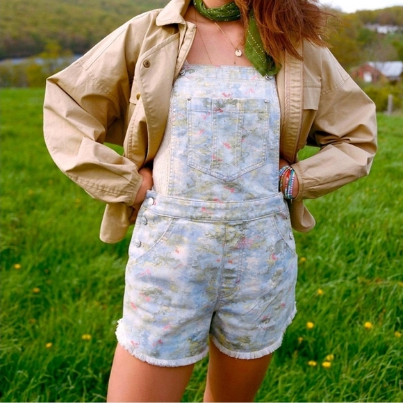Anthropologie Pilcro Cut Off Denim Short Overalls Size 30 - Picture 1 of 7